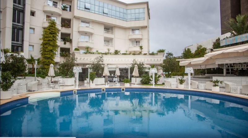 ホテル Tunis Grand