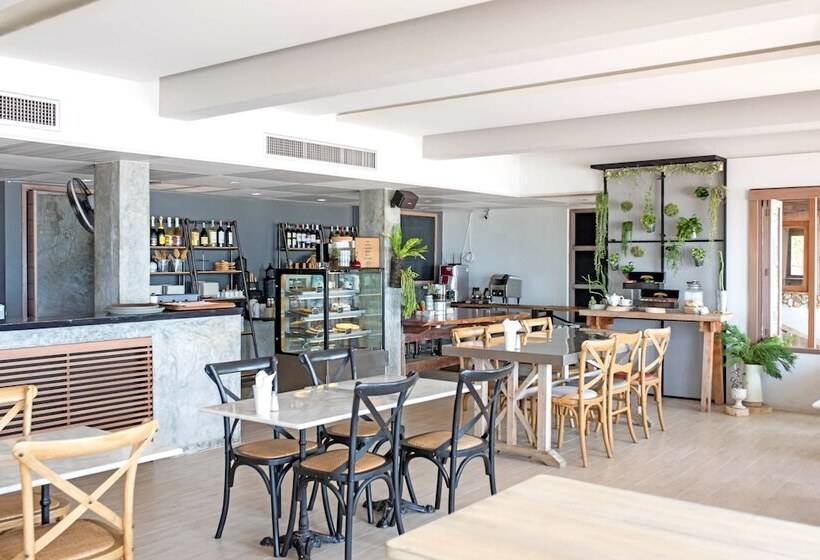 هتل Veranda Lodge