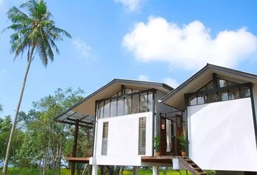 Islanda Hideaway Resort