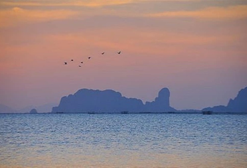 Islanda Hideaway Resort