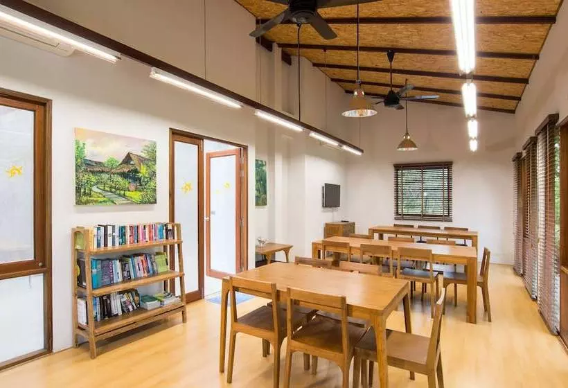 Islanda Hideaway Resort