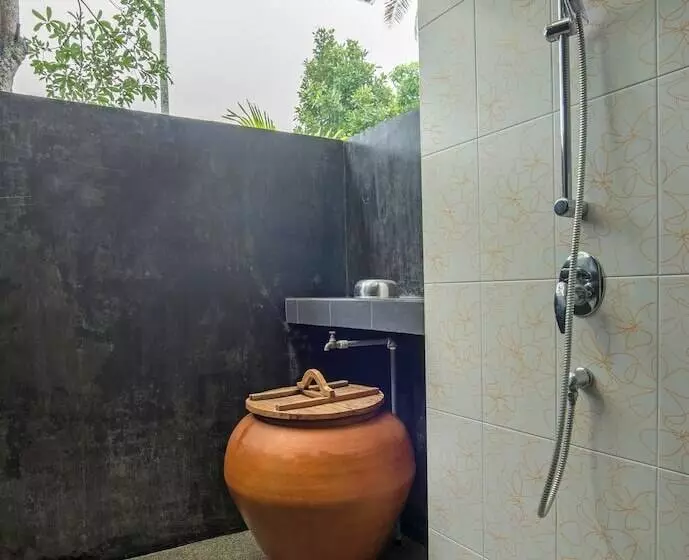 Islanda Hideaway Resort