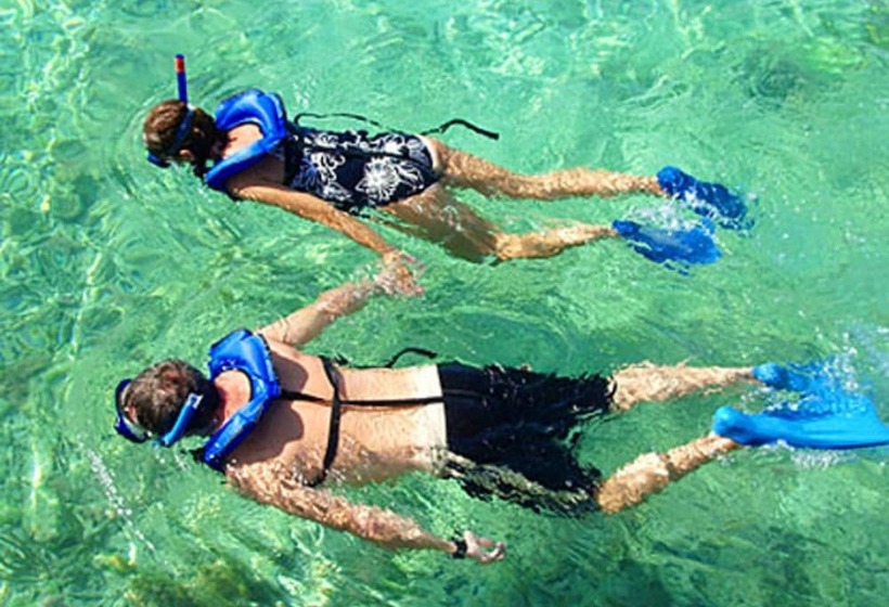 Sandalwood Luxury Villa Resort