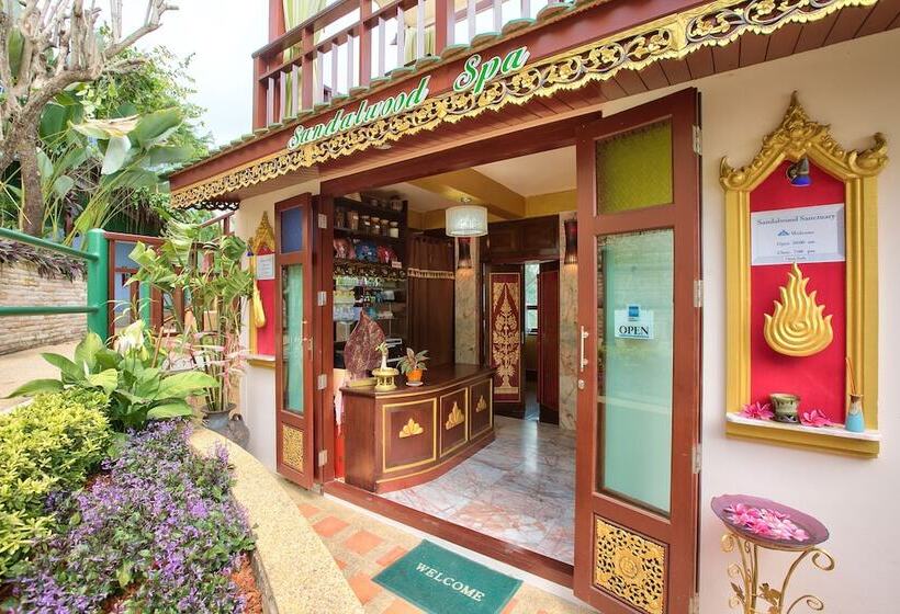 Sandalwood Luxury Villa Resort