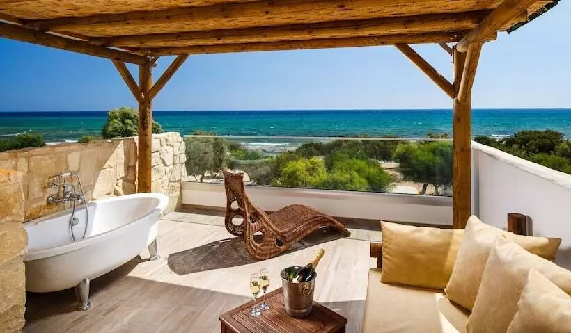 Thalassines Beach Villas