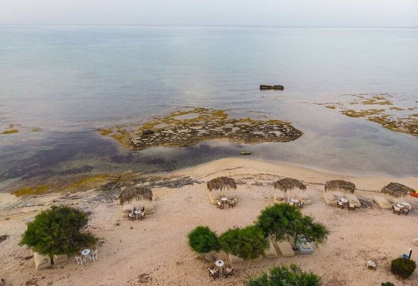 Thalassines Beach Villas