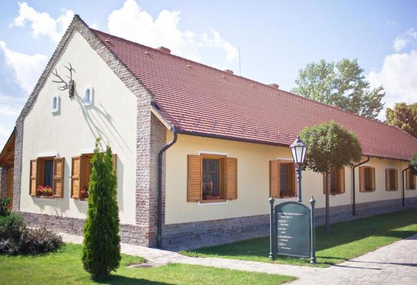 酒店 Hertelendy Kastély Exclusive