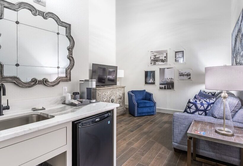 בית מלון כפרי Millsap Suites By Pioneer Pocket