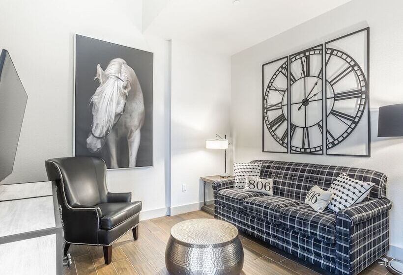 בית מלון כפרי Millsap Suites By Pioneer Pocket