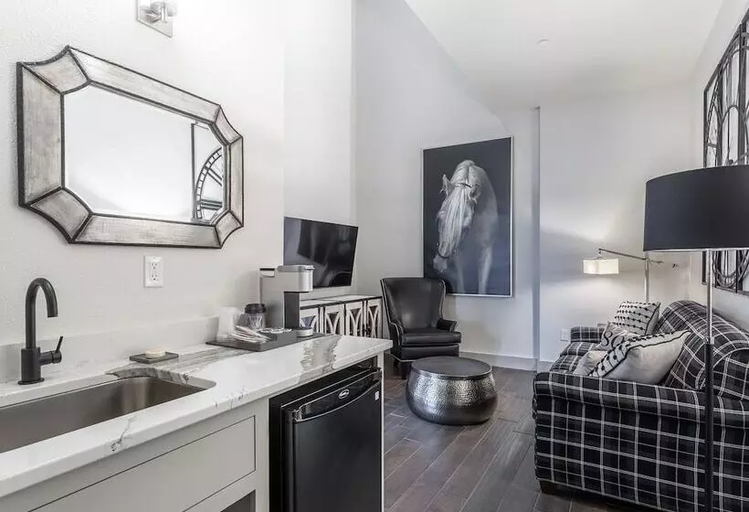 ホテル Millsap Suites By Pioneer Pocket