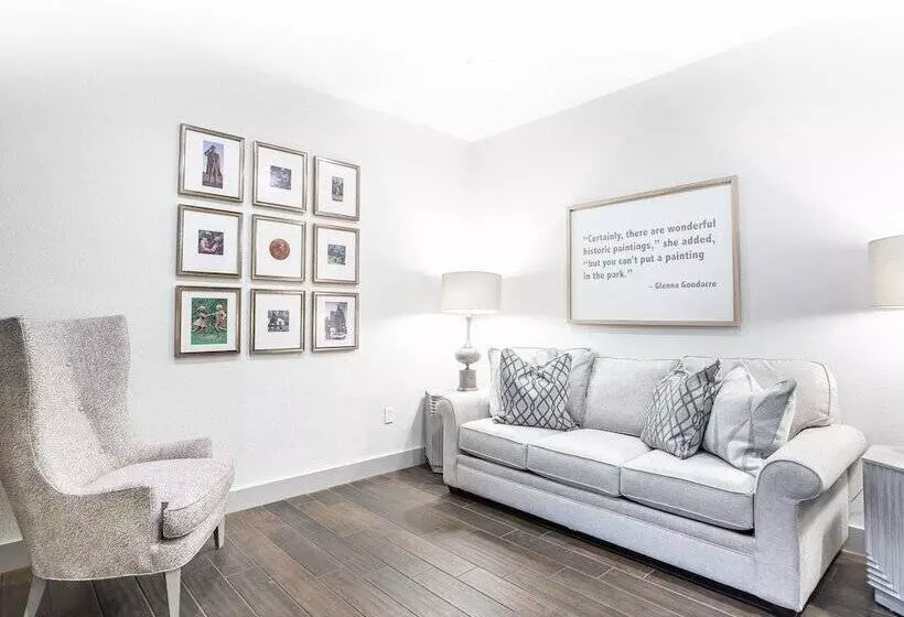 ホテル Millsap Suites By Pioneer Pocket