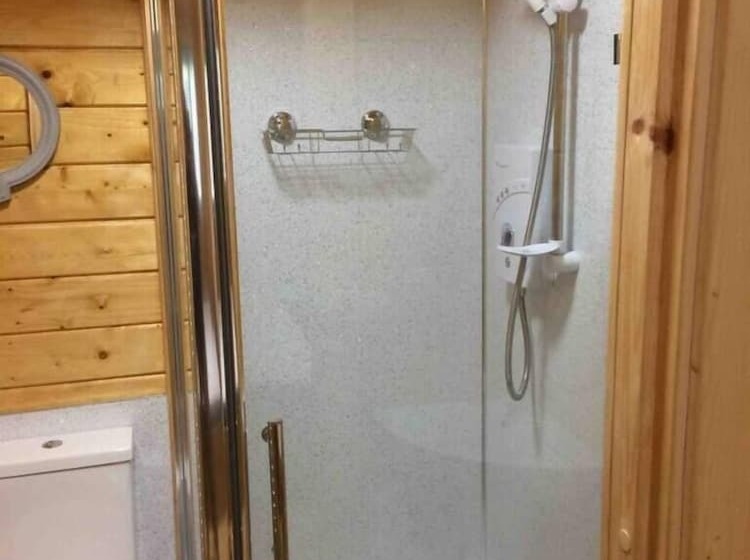 Immaculate Cabin 5 Mins To Inverness Dogs Welcome