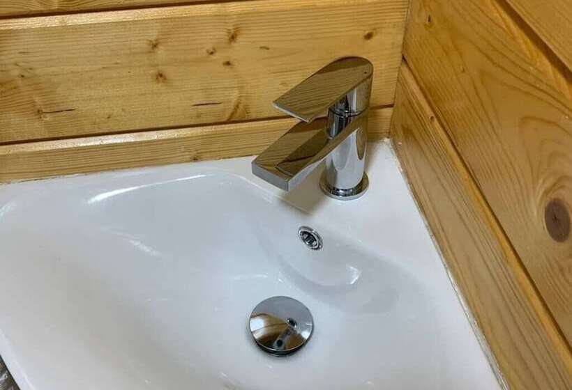 Immaculate Cabin 5 Mins To Inverness Dogs Welcome