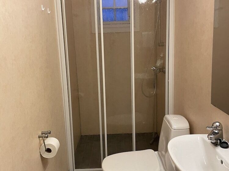 ペンション Adventure Camp Mehamn