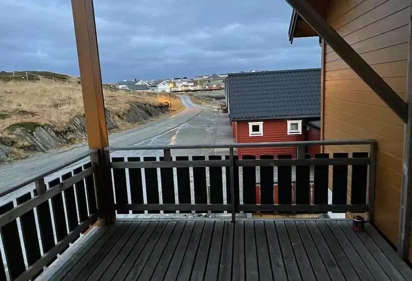 Majatalo Adventure Camp Mehamn