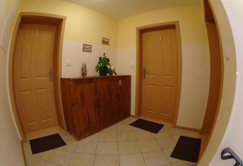 Majatalo Penzion Hradební