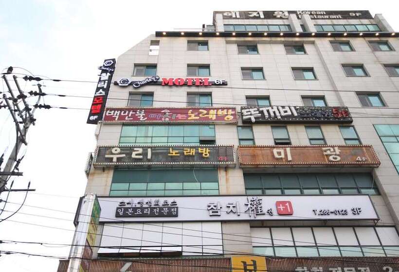 מוטל Changwon Sangnamdong Charlie S