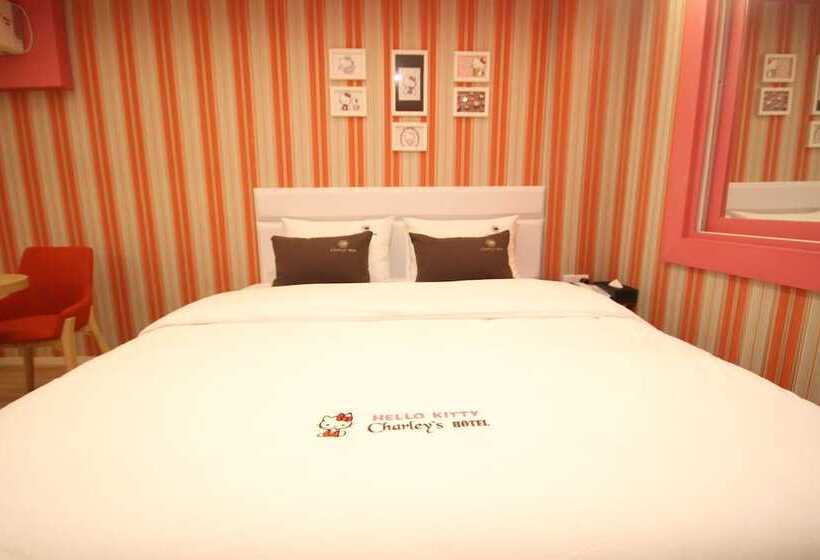 מוטל Changwon Sangnamdong Charlie S