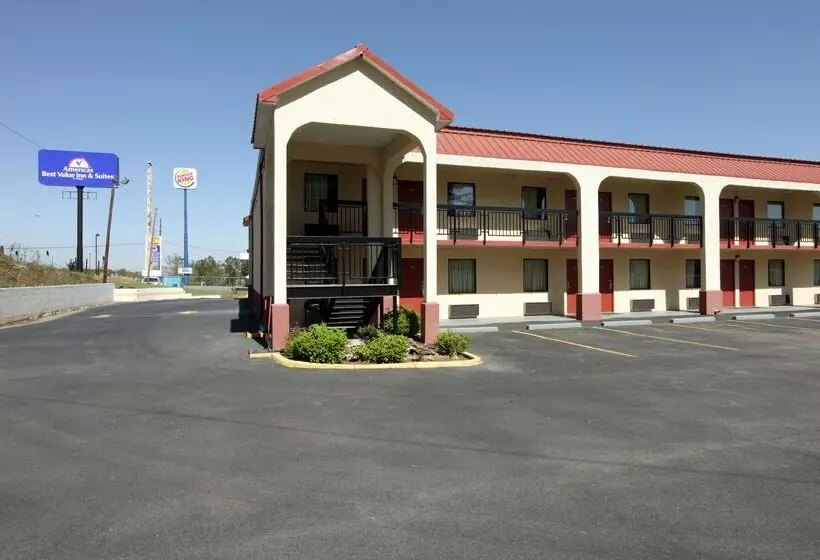 Hotel Americas Best Value Inn & Suites Macon
