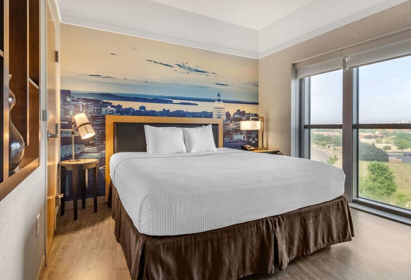 Cambria Hotel Madison East