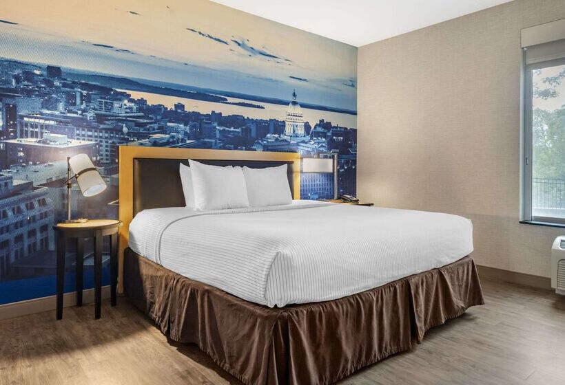 Cambria Hotel Madison East