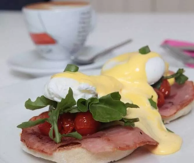 Отель Casterbridge Hollow Boutique