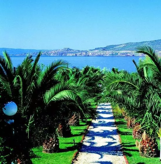 فندق Clara Resort