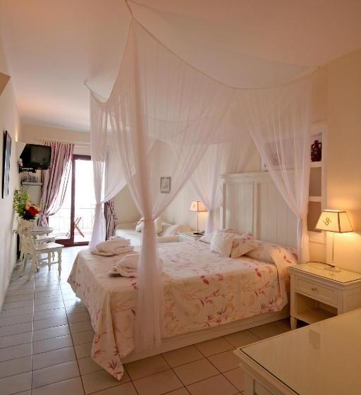 ホテル Clara Resort