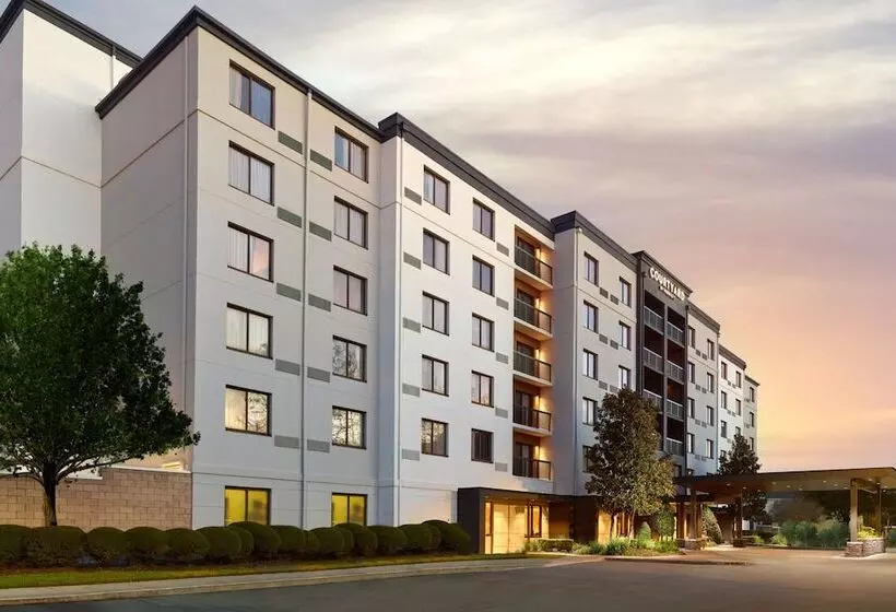 هتل Courtyard By Marriott New Orleans Metairie