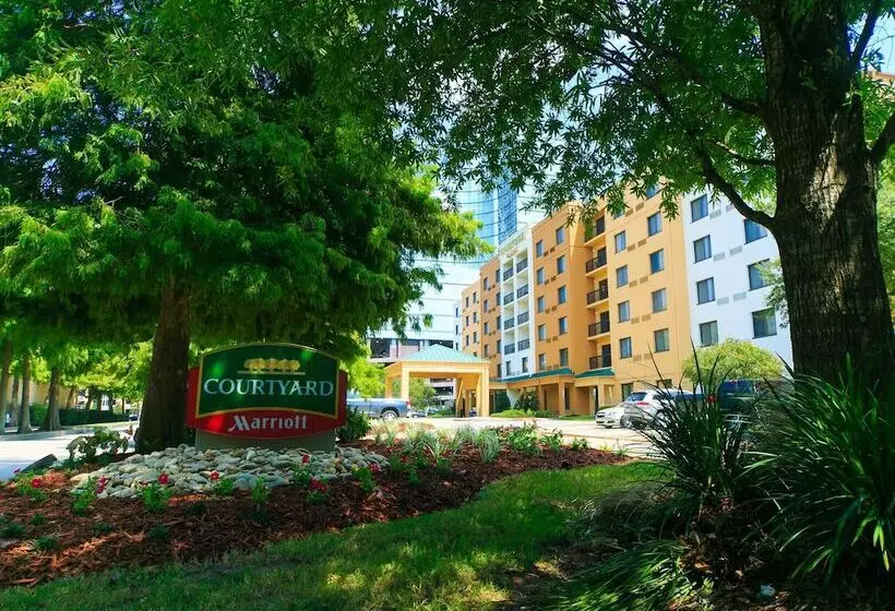 هتل Courtyard By Marriott New Orleans Metairie