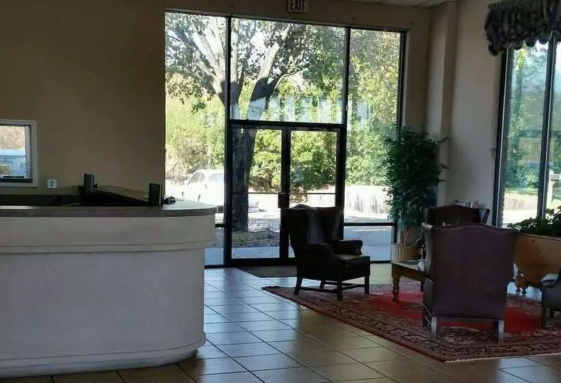 בית מלון כפרי Days Inn By Wyndham St George