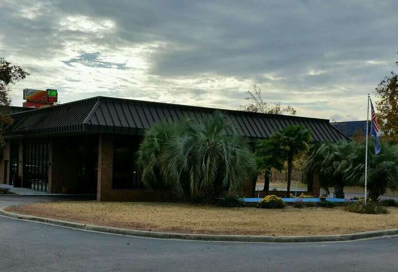 Отель Days Inn By Wyndham St George