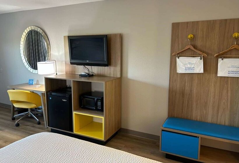 Отель Days Inn By Wyndham St George