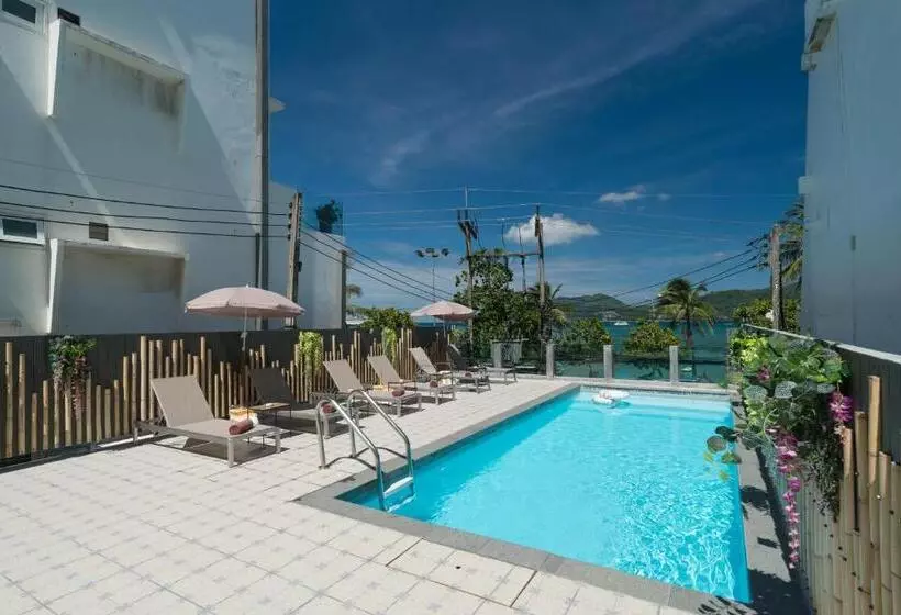 ホテル Destination Patong