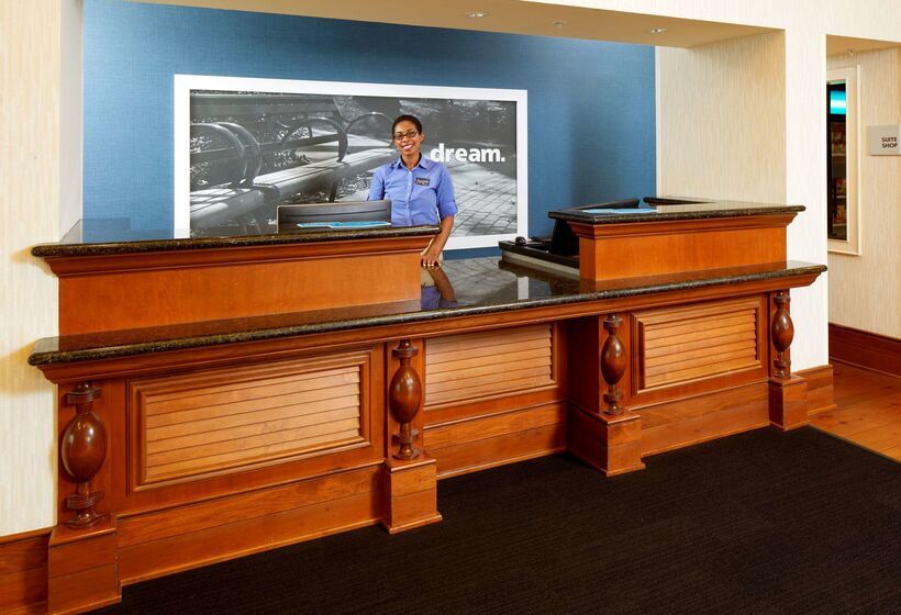 فندق Hampton Inn & Suites Savannah/midtown