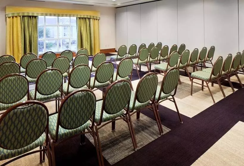 فندق Hampton Inn & Suites Savannah/midtown