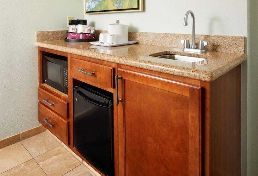 فندق Hampton Inn & Suites Savannah/midtown