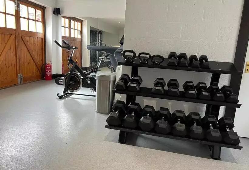 Hedley House Hotel & Apartments