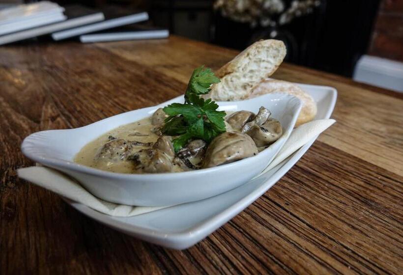 Hedley House Hotel & Apartments