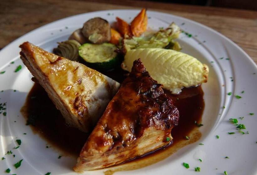 Hedley House Hotel & Apartments