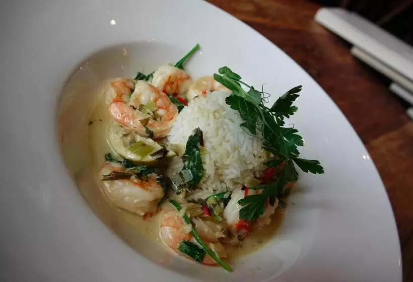 Hedley House Hotel & Apartments