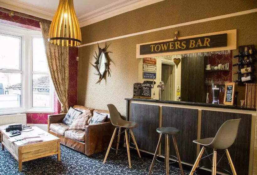 Hedley House Hotel & Apartments