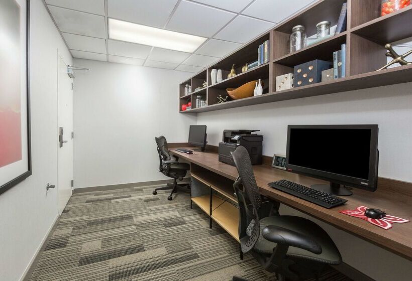 ホテル Hilton Garden Inn Oakland / San Leandro