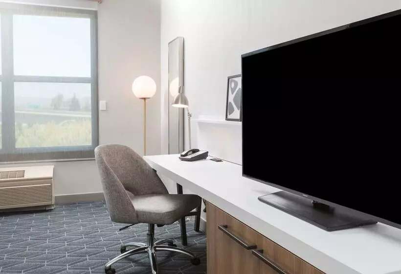 בית מלון כפרי Hilton Garden Inn Oakland / San Leandro