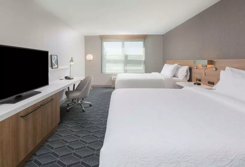 בית מלון כפרי Hilton Garden Inn Oakland / San Leandro