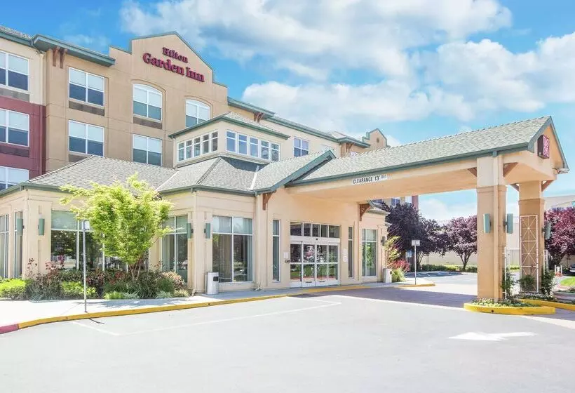בית מלון כפרי Hilton Garden Inn Oakland / San Leandro