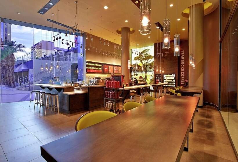 בית מלון כפרי Hilton Grand Vacations Club Elara Center Strip Las Vegas