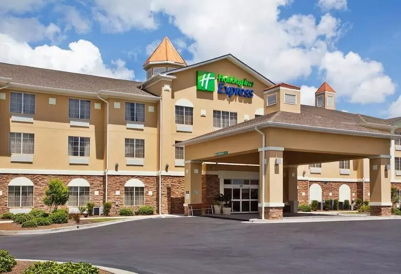 فندق Holiday Inn Express Savannah Airport, An Ihg