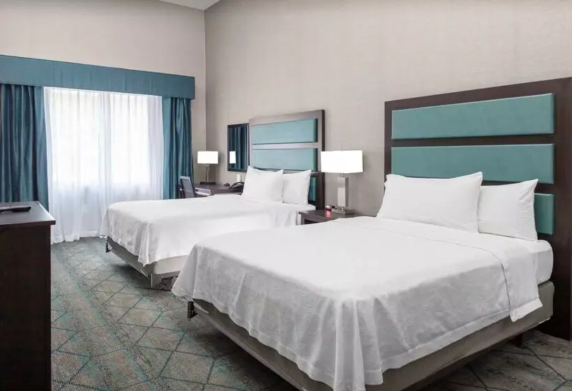 هتل Homewood Suites By Hilton Phoenix Airport South
