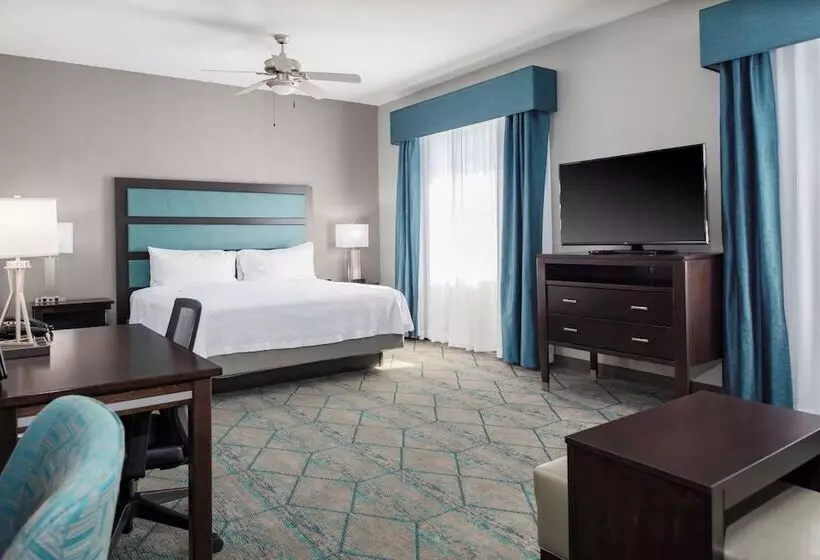هتل Homewood Suites By Hilton Phoenix Airport South